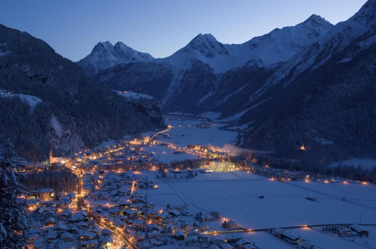 Landhaus Oetztalblick Лангенфельд Экстерьер фото