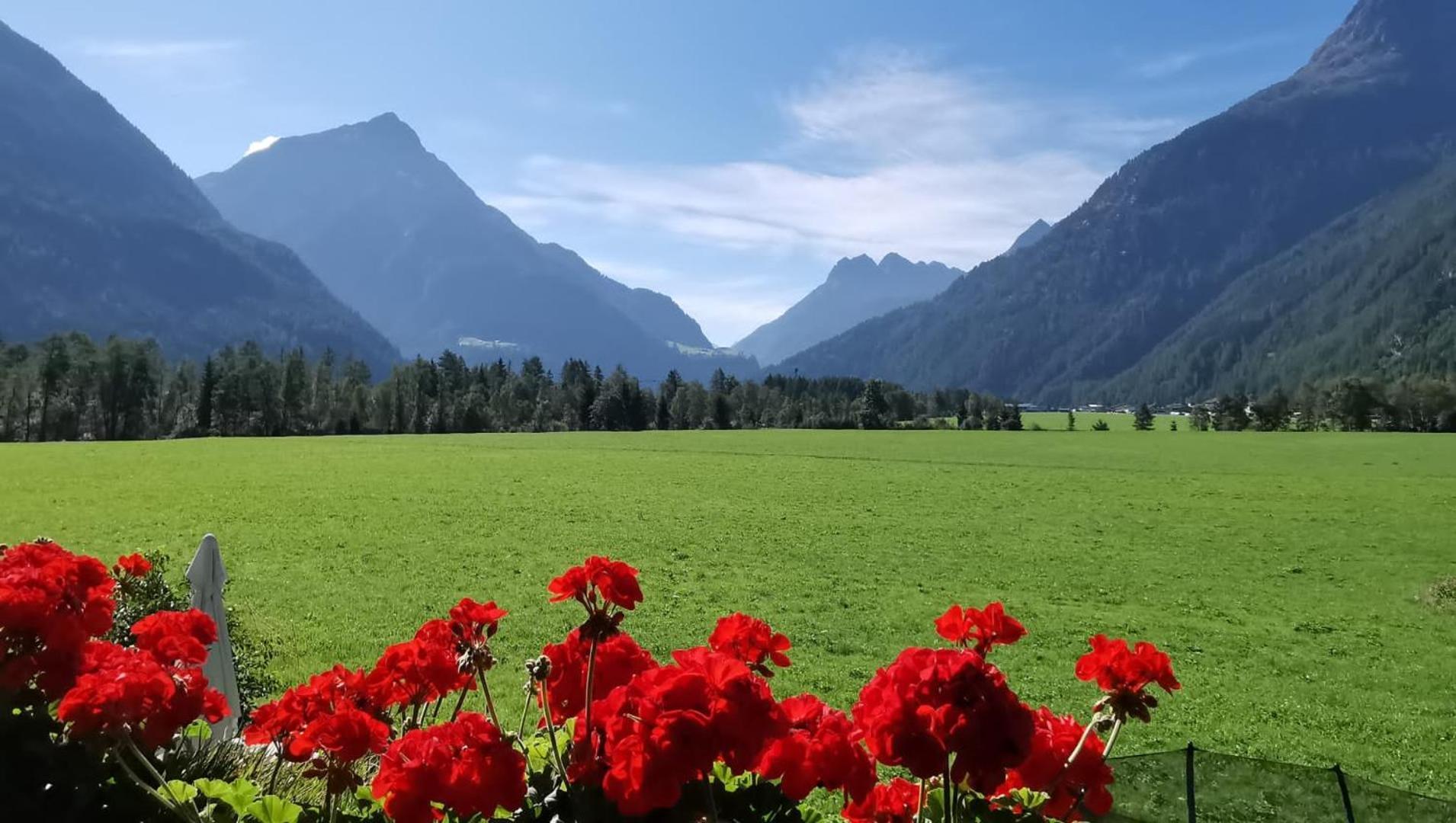 Landhaus Oetztalblick Лангенфельд Экстерьер фото